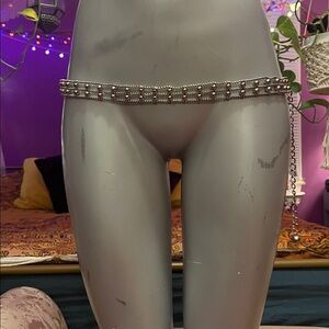 Vintage Y2K 2000s grunge silver ball bead chain adjustable belt